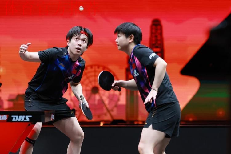 世乒联总决赛：林诗栋/蒯曼VS王楚钦/孙颖莎 集锦